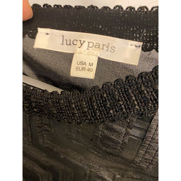 Classy black zip up blouse - Medium size - Picture 6 of 7